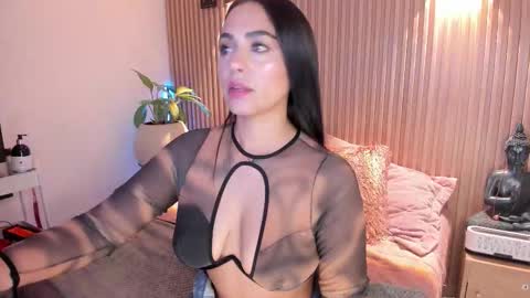 Amelie online show from February 19, 2:22 am