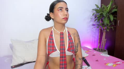 Amelie  online show from January 31, 3:41 am