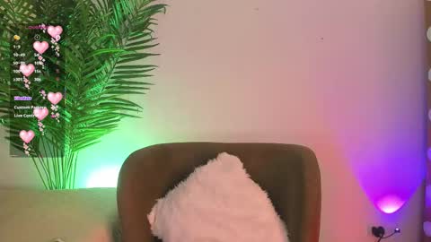 Amelie online show from February 24, 7:00 am