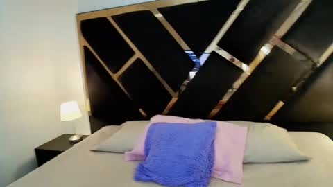 Ameli online show from March 10, 8:13 pm