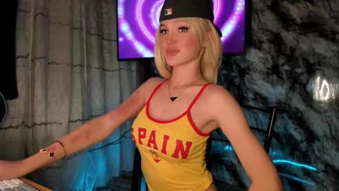 amelinckx online show from April 19, 7:16 pm