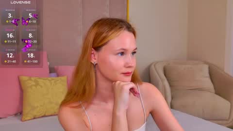 AmeliRoyse online show from June 3, 5:18 pm