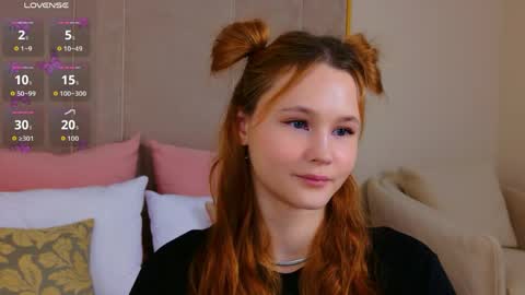 AmeliRoyse online show from April 15, 6:33 pm