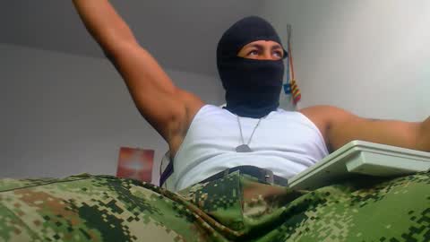 Snapshot of american_challenges chatting on October 24, 12:06 pm miguel online show from October 24, 12:06 pm