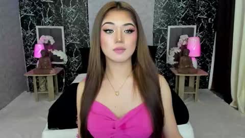 Claire online show from November 6, 7:11 am