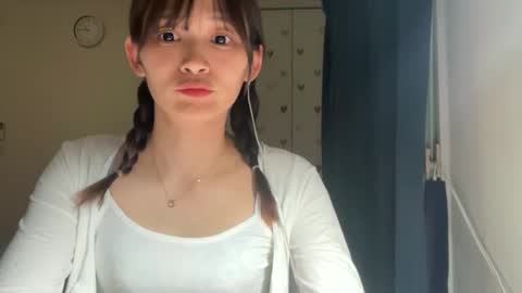 Amichan online show from January 16, 1:42 pm