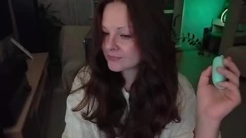 Mila online show from November 9, 10:45 pm