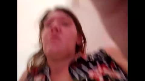 amileamariestar online show from December 7, 1:30 am