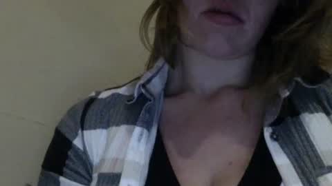 amileamariestar online show from December 24, 7:55 pm