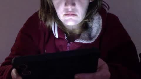 amileamariestar online show from December 6, 3:46 am