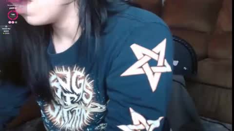 amilust online show from April 22, 5:31 pm