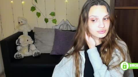 Amina online show from February 10, 2:59 pm