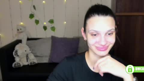 Amina online show from February 13, 2:09 pm