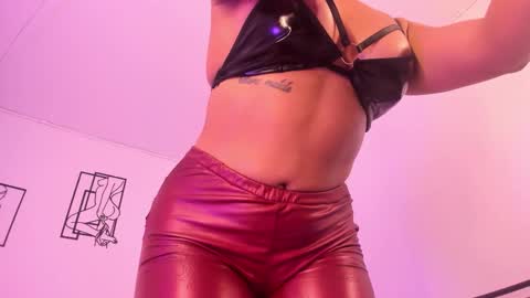 hi guys im ariani ill be off till december 1st for vacation if u want u can add me on snapchat by bio and talk or play there online show from January 13, 6:48 pm