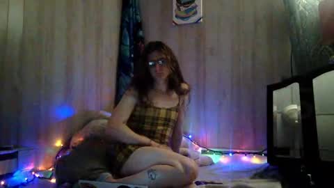 amituist online show from April 20, 9:18 pm