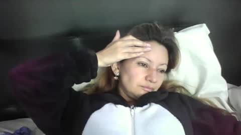 Paula D online show from May 15, 11:40 am