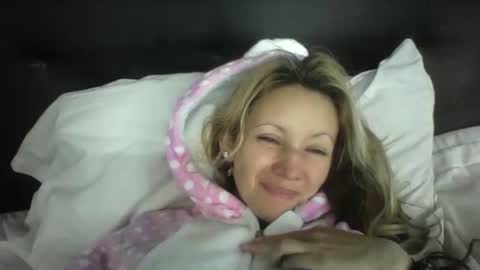 Paula D online show from February 9, 11:36 am