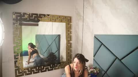 ammy durand online show from April 1, 7:11 pm