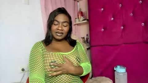 Snapshot of ammyy_brown chatting on October 21, 3:11 am Ammy online show from October 21, 3:11 am
