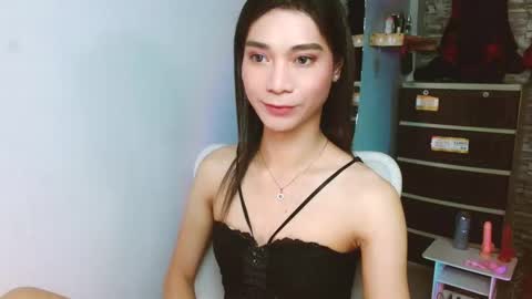 Tina online show from December 17, 5:19 pm