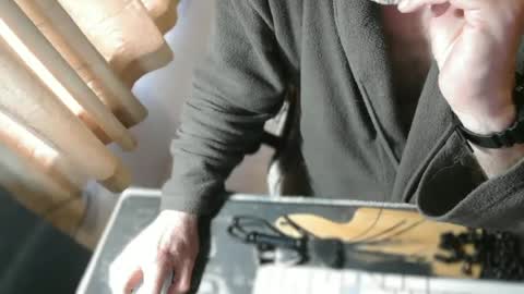 amslave4f online show from June 14, 6:37 am