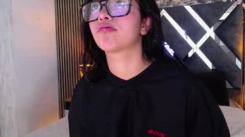 Amy online show from March 21, 1:16 pm