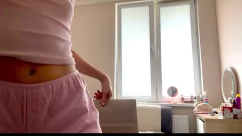 Amy Chill online show from April 12, 12:09 pm