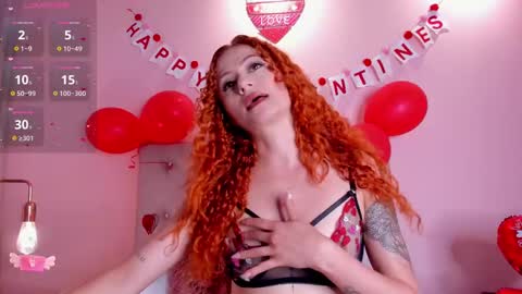 Snapshot of amy_e chatting on February 15, 9:37 pm Amy Evans online show from February 15, 9:37 pm