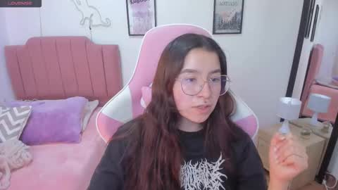 Amy sophia 3 online show from November 21, 3:43 pm