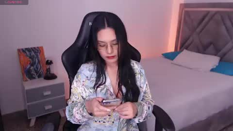 Mia Cristancho online show from July 8, 5:27 pm