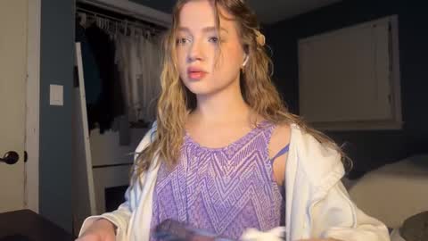 Amy online show from January 19, 4:33 am