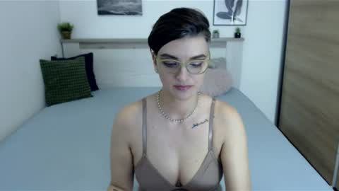 Hi there guys  My pleasure in your hands  pvt is open online show from July 8, 7:17 pm