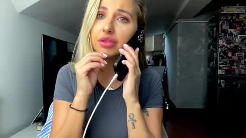 amyroberta92 online show from November 27, 8:11 am