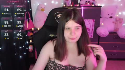 Snapshot of amyvibes chatting on October 9, 9:09 pm amyvibes online show from October 9, 9:09 pm