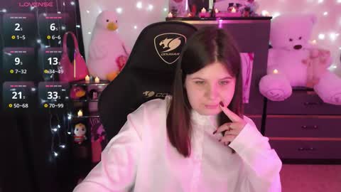 Snapshot of amyvibes chatting on October 10, 9:30 pm amyvibes online show from October 10, 9:30 pm
