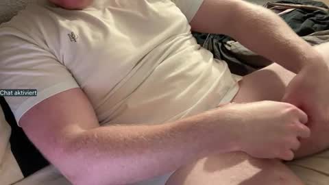 Snapshot of an0nym0us_usr chatting on October 4, 10:07 pm an0nym0us_usr online show from October 4, 10:07 pm