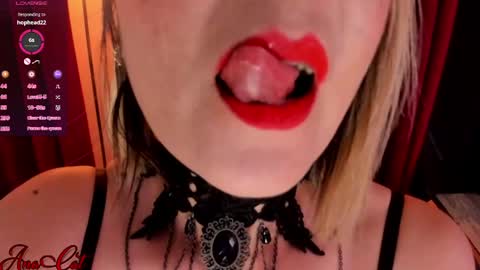 Ana online show from April 24, 4:42 pm