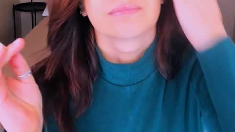 Ana online show from November 12, 3:36 pm