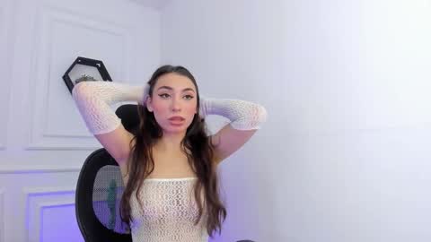 Ana online show from December 1, 11:36 pm