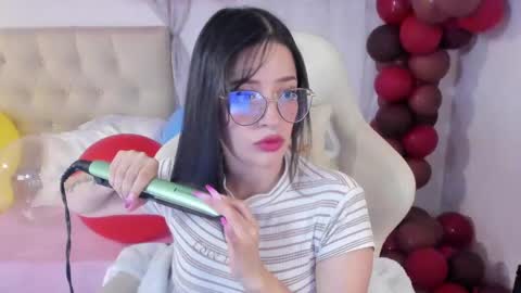 Snapshot of ana_ruuh chatting on January 15, 8:16 pm Im anna but you can call me as you want online show from January 15, 8:16 pm