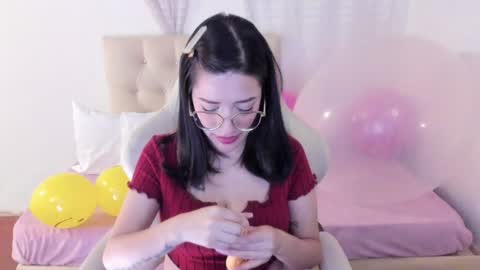 Snapshot of ana_ruuh chatting on February 4, 6:06 pm Im anna but you can call me as you want online show from February 4, 6:06 pm