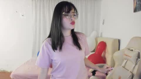 Snapshot of ana_ruuh chatting on October 10, 11:42 pm Im anna but you can call me as you want online show from October 10, 11:42 pm
