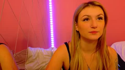 anaayss online show from December 16, 5:47 am