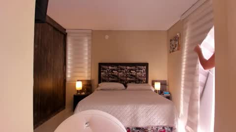 Anabel online show from November 26, 5:10 pm