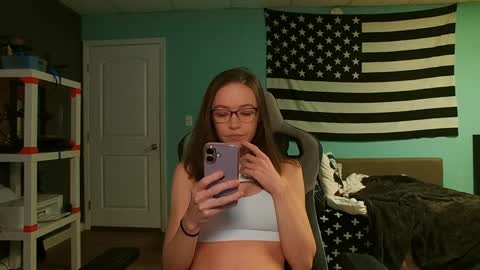 Anabelleleigh online show from February 3, 3:15 am