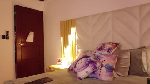 Anaise  online show from November 21, 12:14 pm