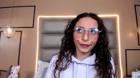 Ana Maria  online show from July 15, 9:30 pm