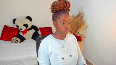 Snapshot of ananya_kay01 chatting on March 7, 12:48 am A N A my connection hours are from 600 pm to 12 pm Colombian time online show from March 7, 12:48 am