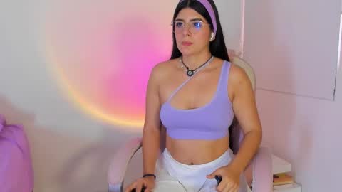 Anastacia online show from March 28, 10:00 pm