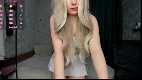 Snapshot of anastasia_gold1 chatting on March 6, 2:30 am anna online show from March 6, 2:30 am